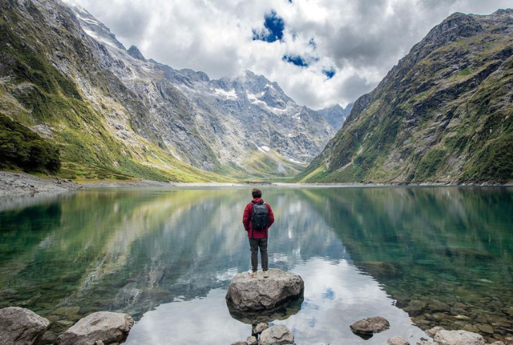 October hiking destinations - New Zealand’s Southern Hemisphere Spring